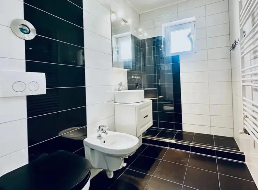 Apartament 2 Camere Modern Avantgarden Bartolomeu Parcare Boxă Incluse