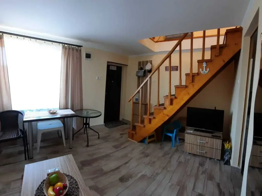 Vand doua apartamente in Mamaia-Nord