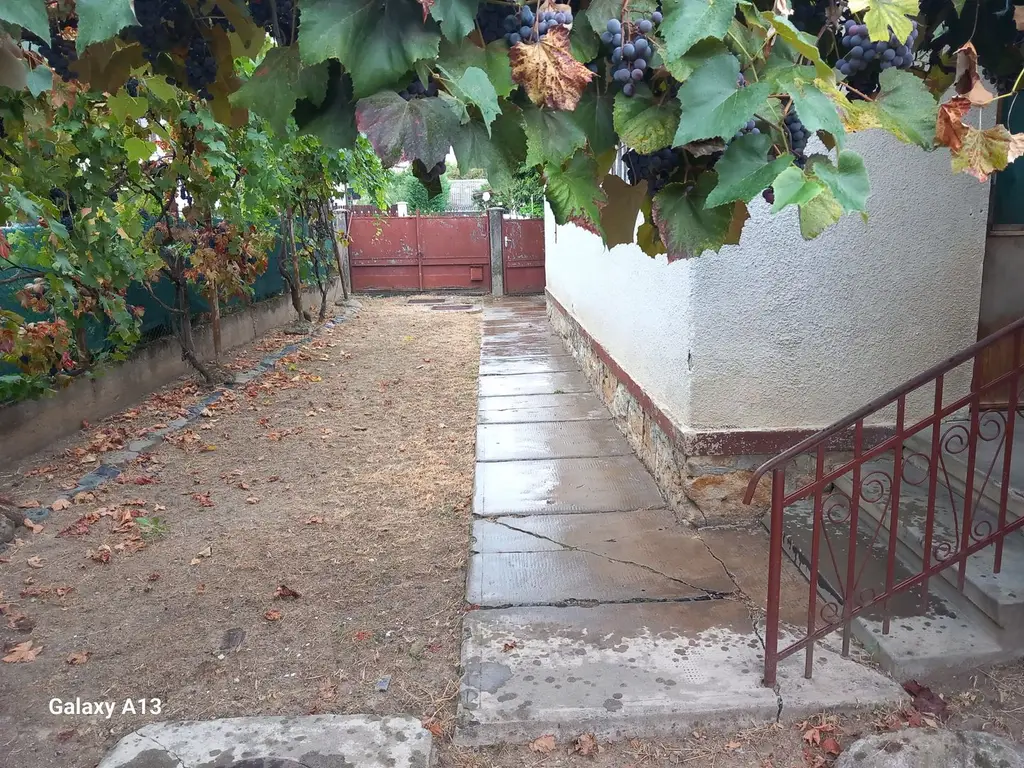 BRASADAS vinde casa 3 cam. zona Unirii teren 550mp.