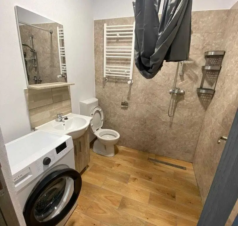Apartament cu 1 cameră de închiriat | Mobilat și utilat |