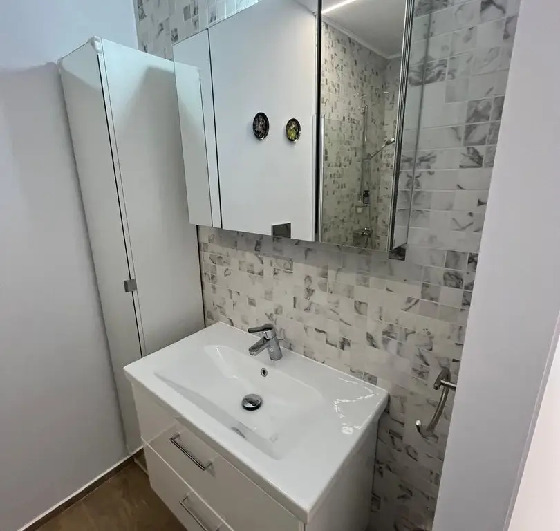 Piata Presei Libere apartament 3 camere de vanzare