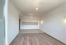 Apartament tip studio pozitionat la etajul 1 zona Tractorul Brasov
