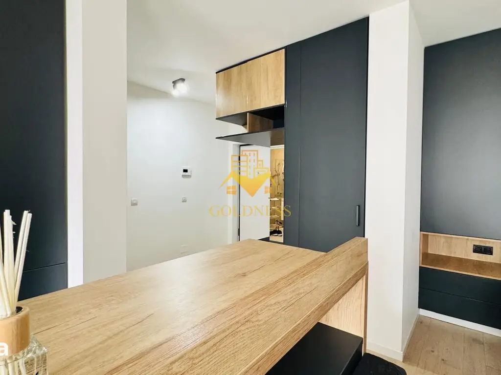 1 camera studio, Marasti, The Office, Record Park, 21 dec. Lidl