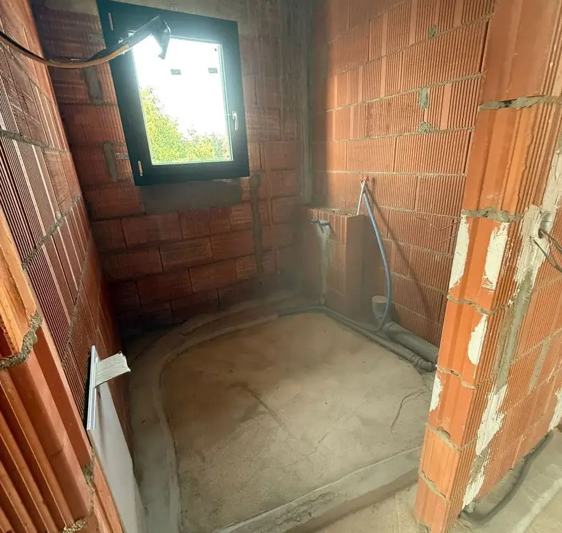 BRASADAS vinde Duplex zona Closca.