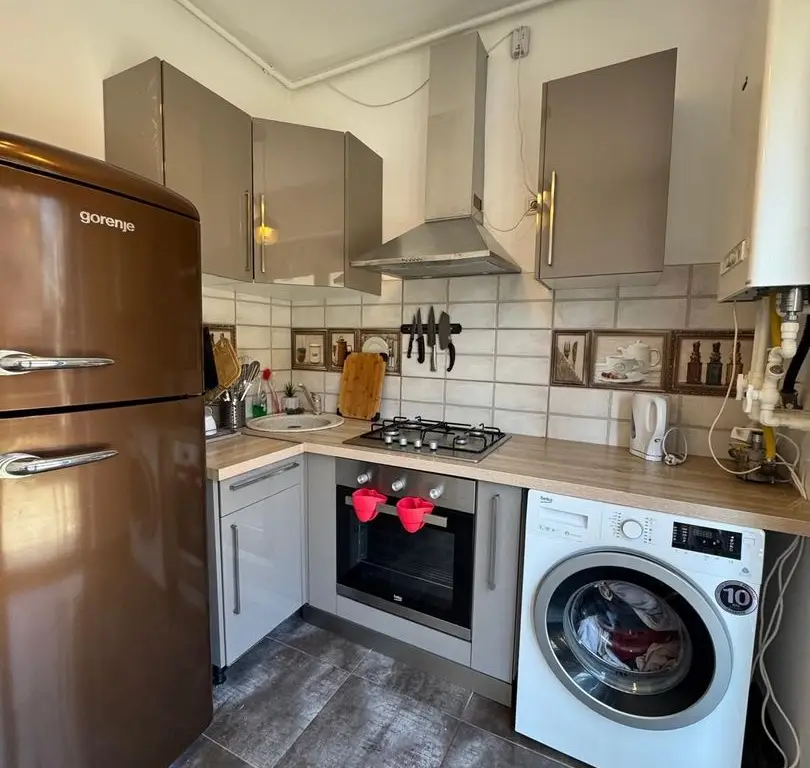 Militari Rosu apartament 2 camere mobilat si utilat complet