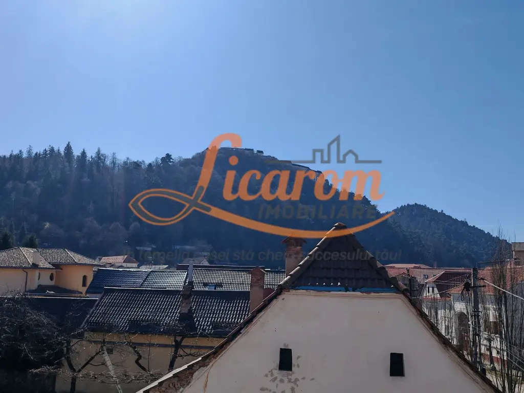 Cladire P+4 Rasnov- Central, IDEAL INVESTITIE.