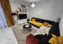 Casa mobilata si utilata. 2 locuri de parcare. Dresing mare. Zona linistita.