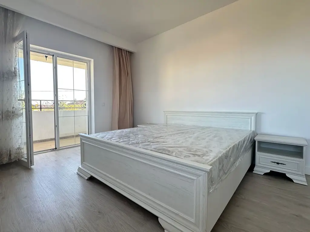 Vânzare casă 5 camere nouă elegantă și spațioasă în Hărman