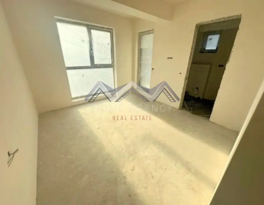 Apartament 3 camere Otopeni central | bloc cu lift, parcare
