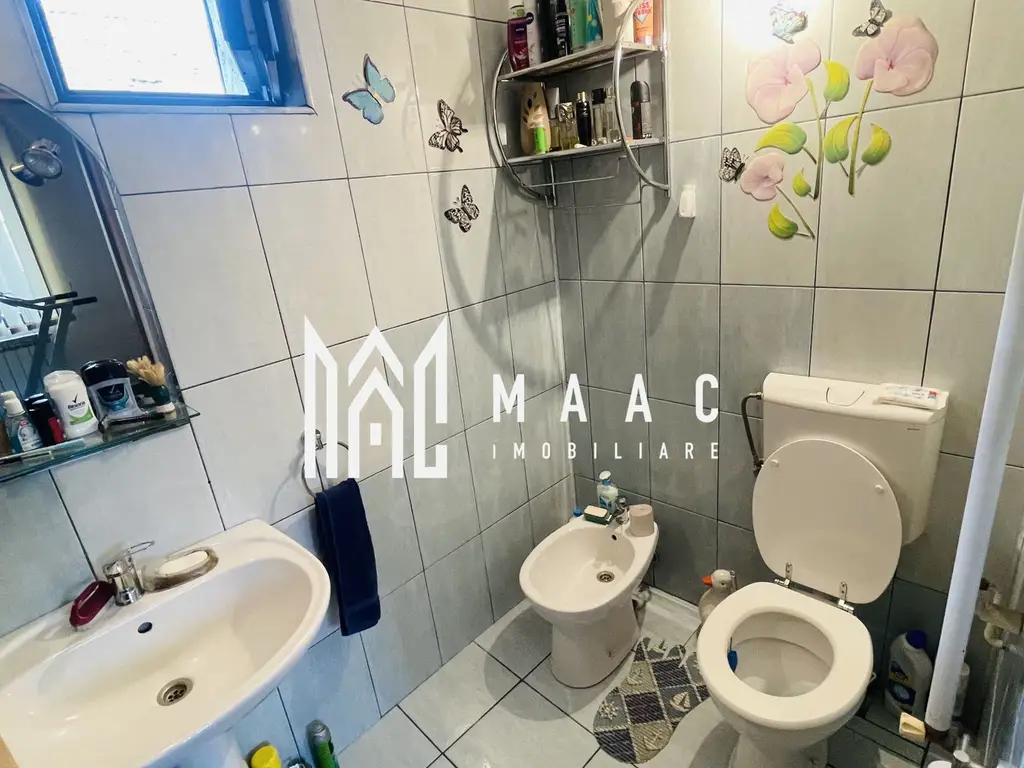 Vila 9 camere I 370 MP I Curte 500 MP I Zona Turnisor I 5 Bai