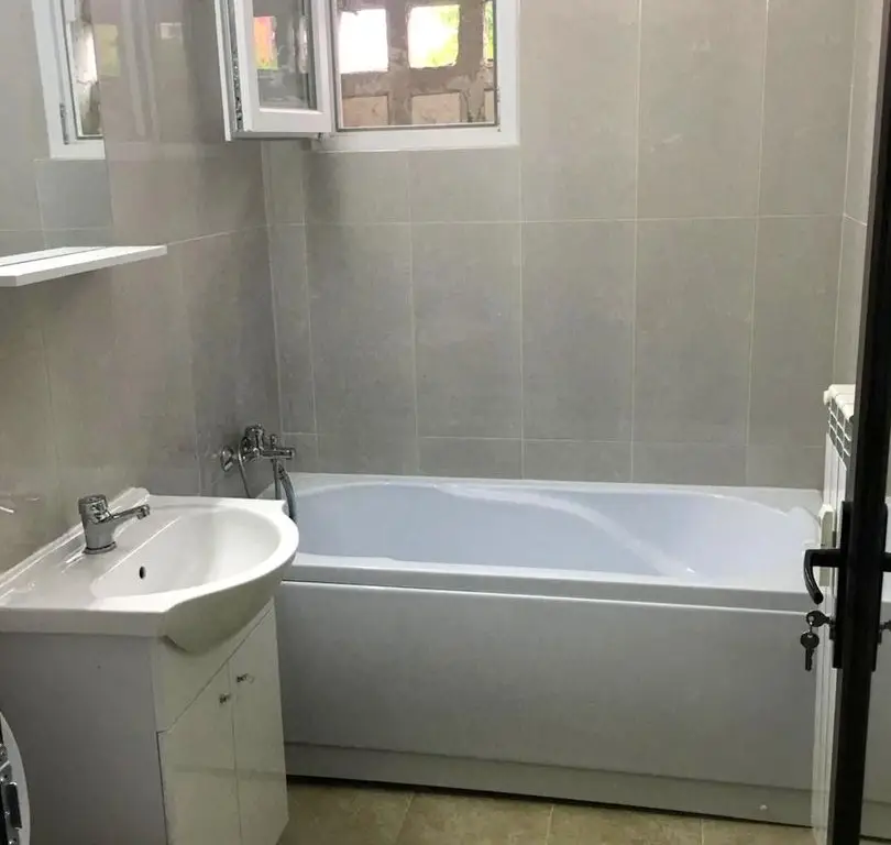 Apartament cu 2 camere,  etaj intermediar - Tiglina 1, Penny