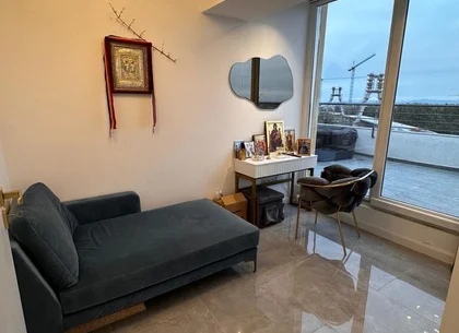 BRASAFAS vinde penthouse lux cu vedere panoramica.