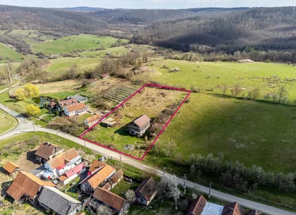 Cabană pe 3 niveluri - zonă spectaculoasă - Pătârș - COMISION 0%