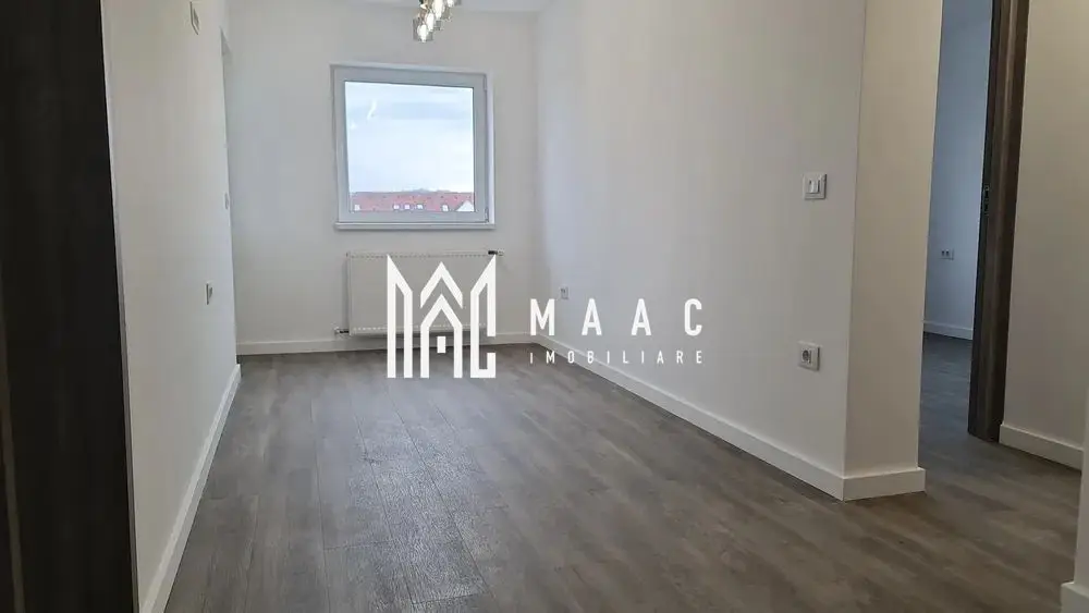 Apartament 4 Camere I Decomandat I Renovat