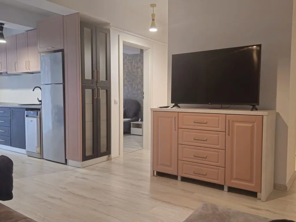 Apartament 2 camere Central Park, etaj 1, 560 euro
