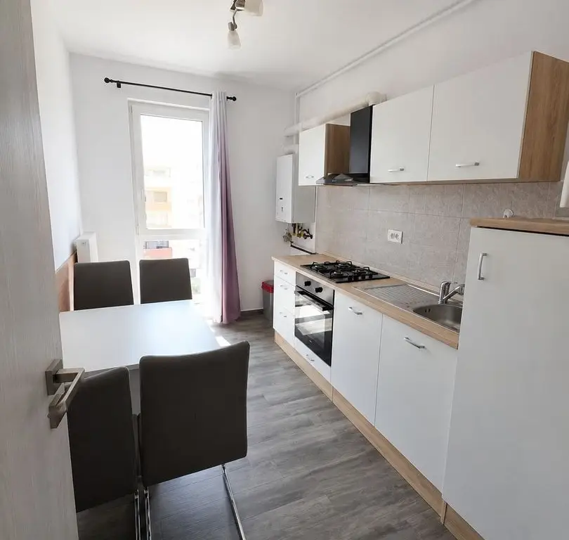 Apartament 2 camere decomandat cu parcare subterană – Complex Iris 7,