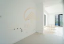 Stațiunea Mamaia - Vânzare apartament cu 2 camere, 2 bai si terasa.