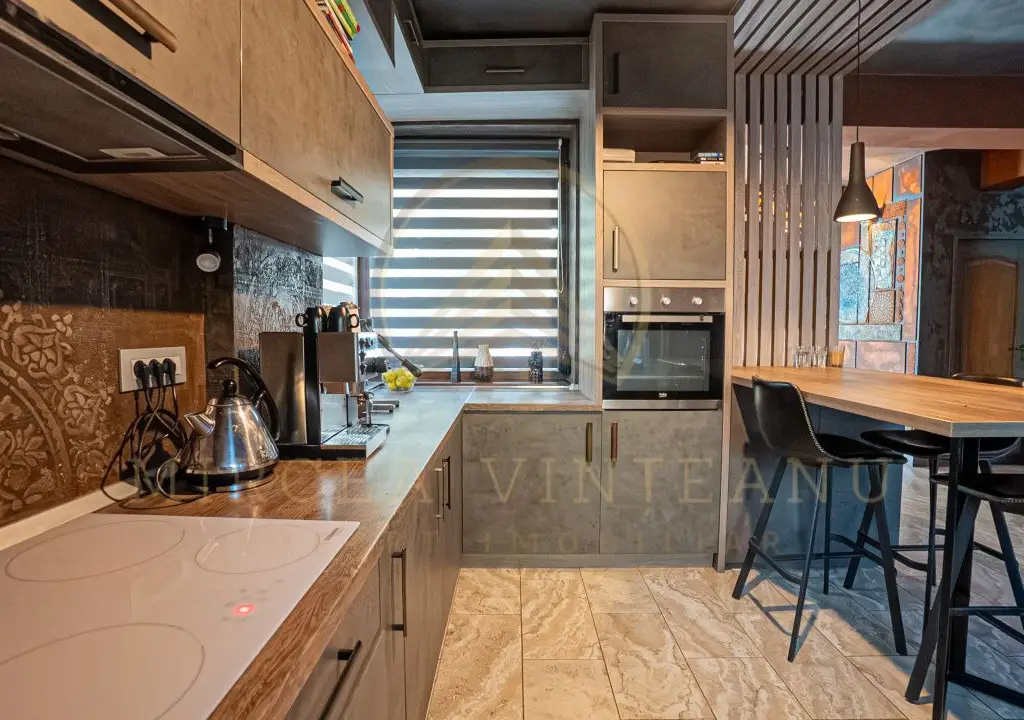 Casa P+1E de vanzare in Mamaia - Tabara Navodari