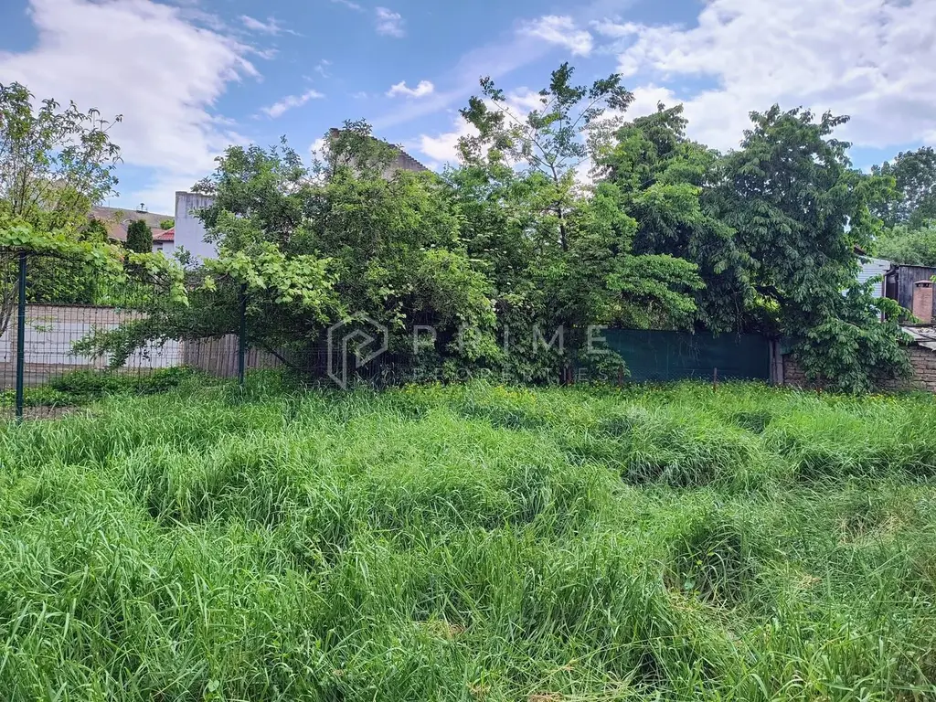 Investiție excelentă în centru – 544 mp teren, zonă liniștită