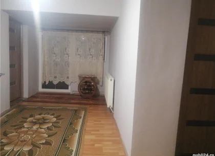 BRASADAS vinde casa din cărămidă cu 2 cam. zona Baritiu.