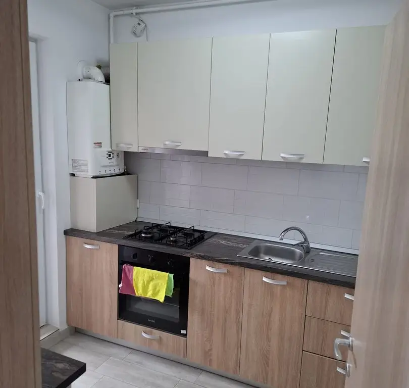 BRASADAS închiriază garsoniera 5/5 LIFT PARCARE pe Binelui.
