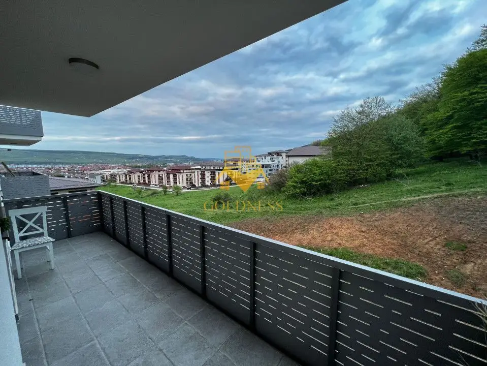 3 camere, modern, bloc nou, parcare subterana, Sub Cetate, zona Profi