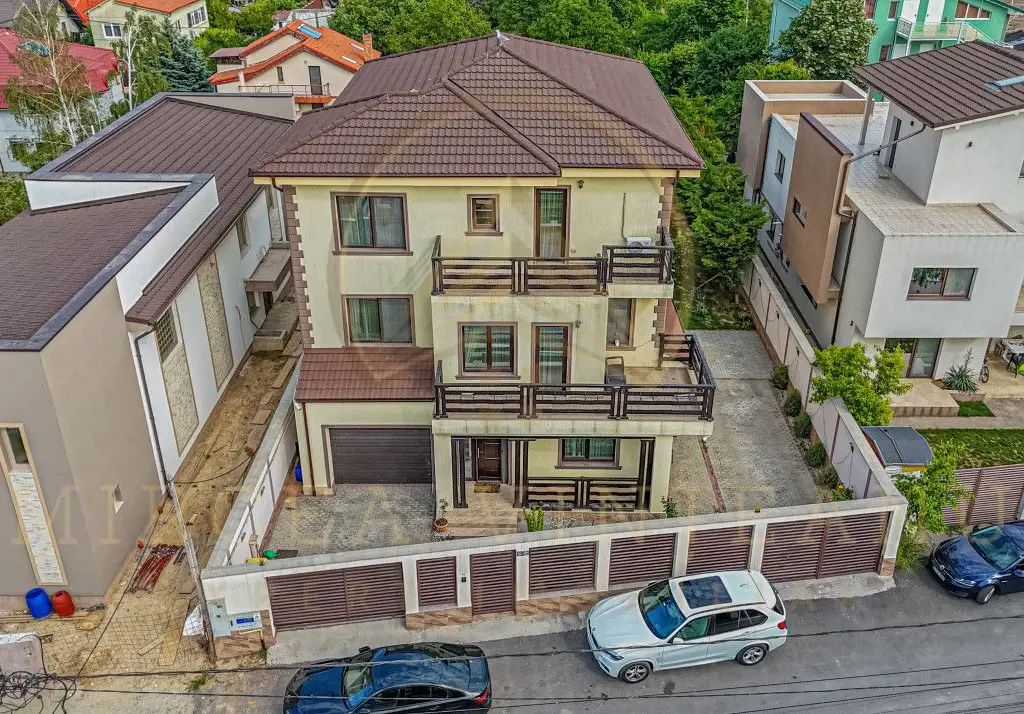 Palazu Mare / Elvila - Vila deosebită compusă din S+P+2E, mobilata și utilata