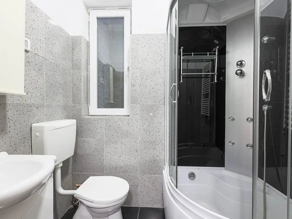 Apartament 2 camere ultracentral, Revoluției, ideal birou