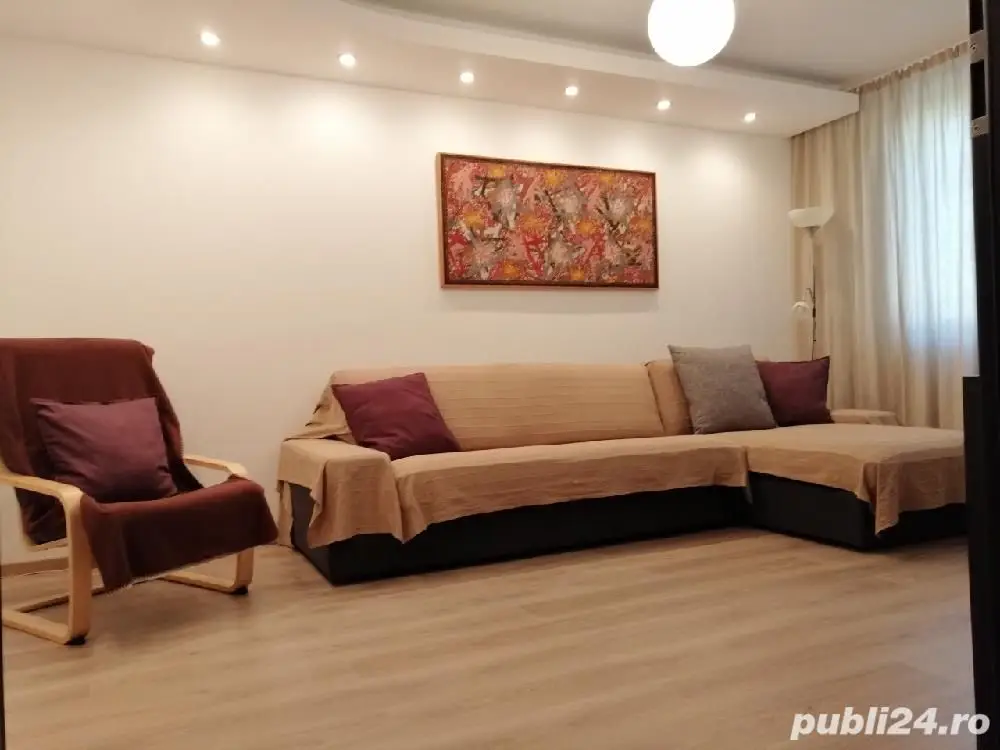 Apartament 4 camere decomandat Pacii-Gorjului-Apusului-Uverturii, COMPLEX COMERCIAL APUSULUI
