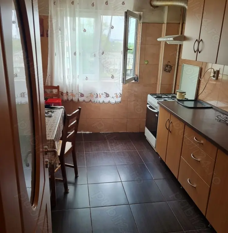 apartament de vanzare 4 camre Bucuresti Sos Stefan cel Mare