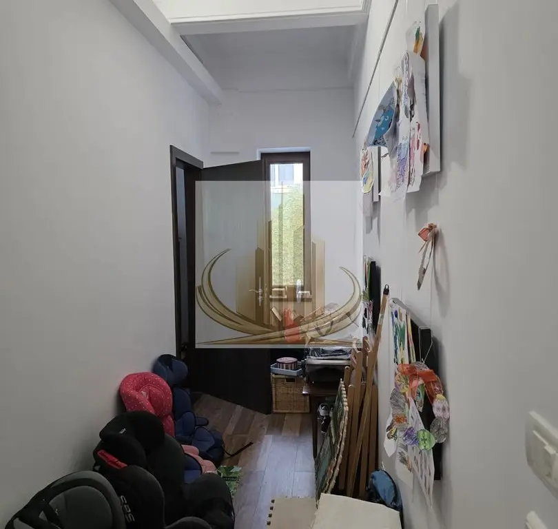 Casa 190mp cu teren 1100mp Lipovei