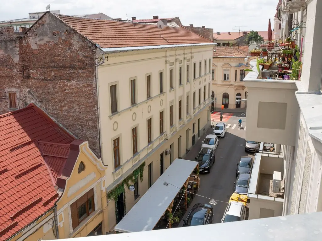 De vânzare: apartament cu 2 camere, etaj 3, str. Ștefan Cicio Pop