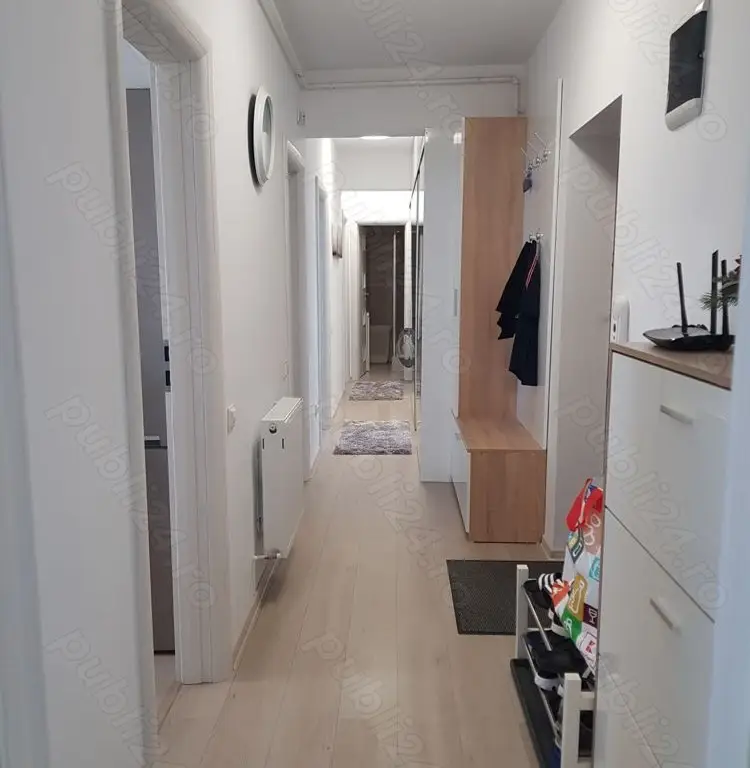 Apartament 3 camere, 80 mp utili, 2 locuri parcare, 2 bai, 2 balcoane