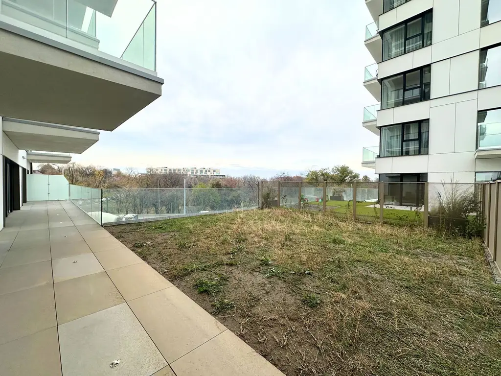 Închiriere apartament 4 camere cu grădină proprie ONE Verdi
