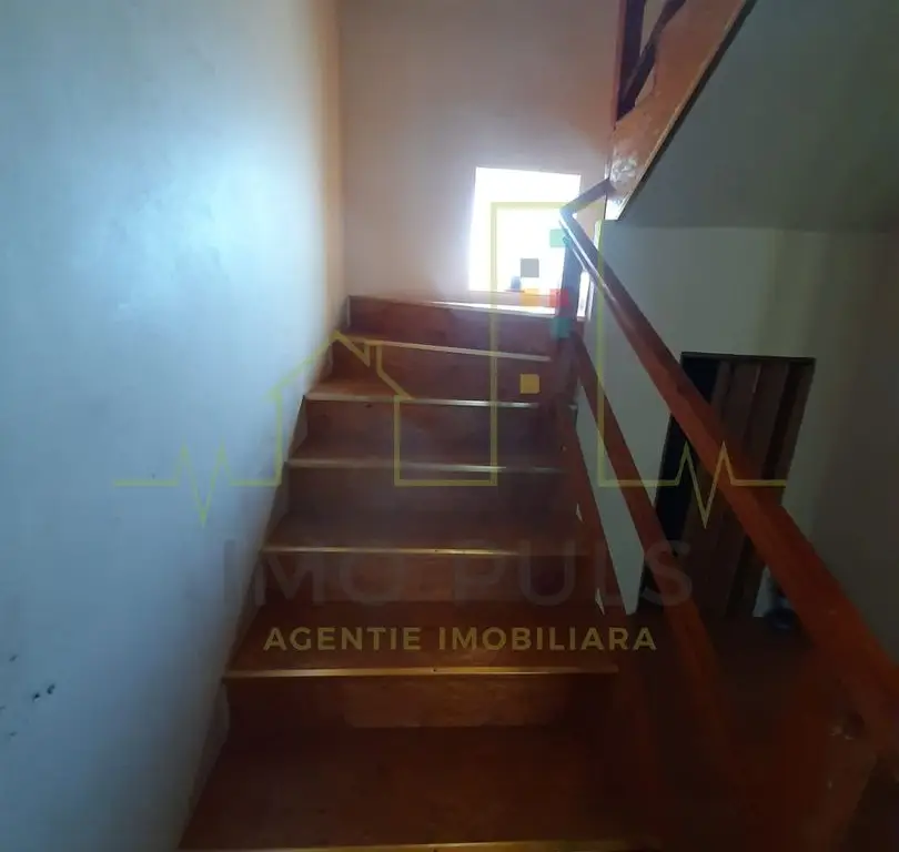 Casa individuala in Dudestii Noi. Panouri solare.