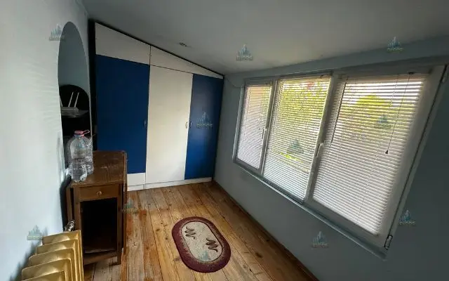 Apartament 4 camere de vânzare – Strada Daciei