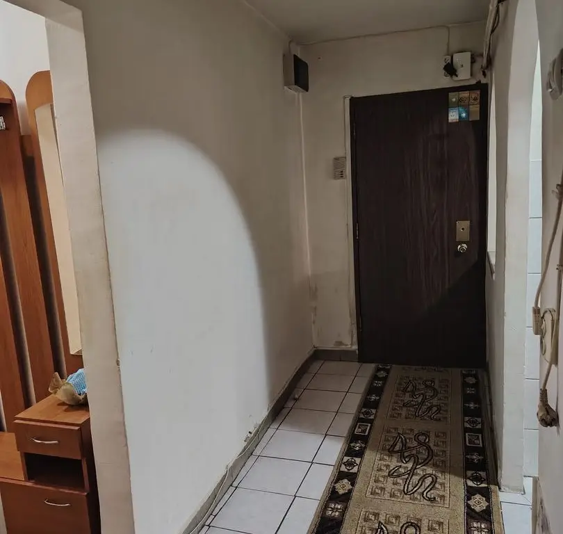 BRASADAS vinde ap 3 cam la PARTER in Carpați 2.