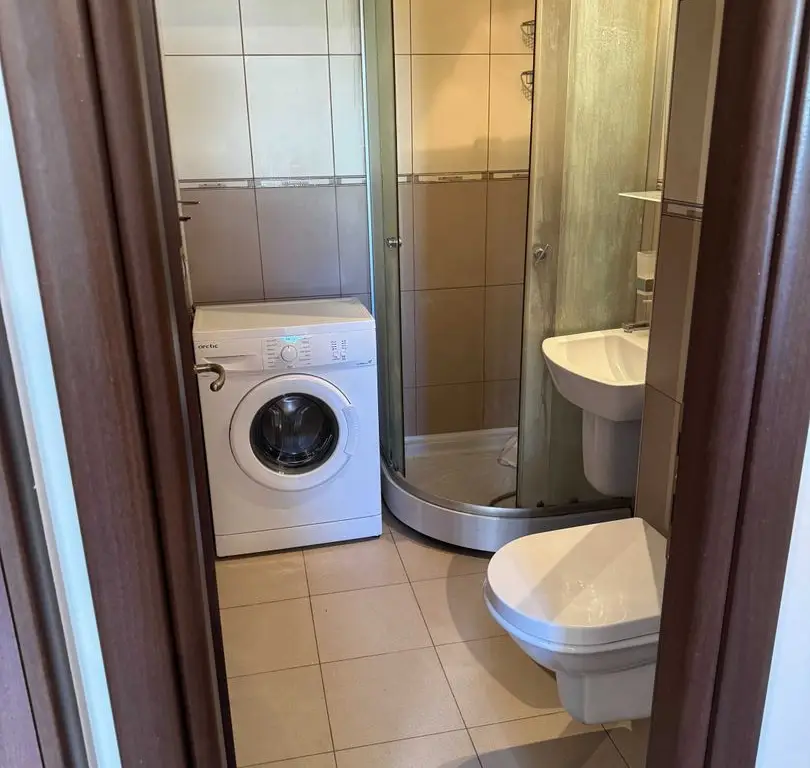 Apartament 2 camere Piata Trapezului 2 minute metrou