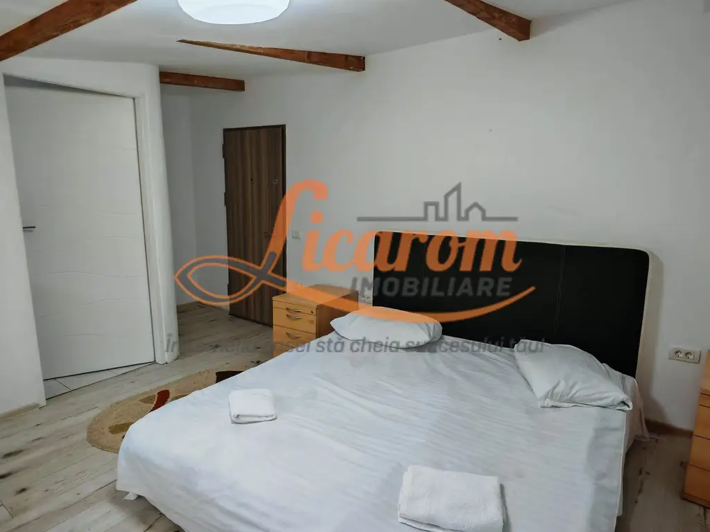 Vila 10 camere,pretabil compartimentare in 2 unitati separate,ASTRA.
