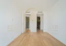 Stațiunea Mamaia - Vânzare apartament cu 2 camere, 2 bai, la 2 pasi de mare.