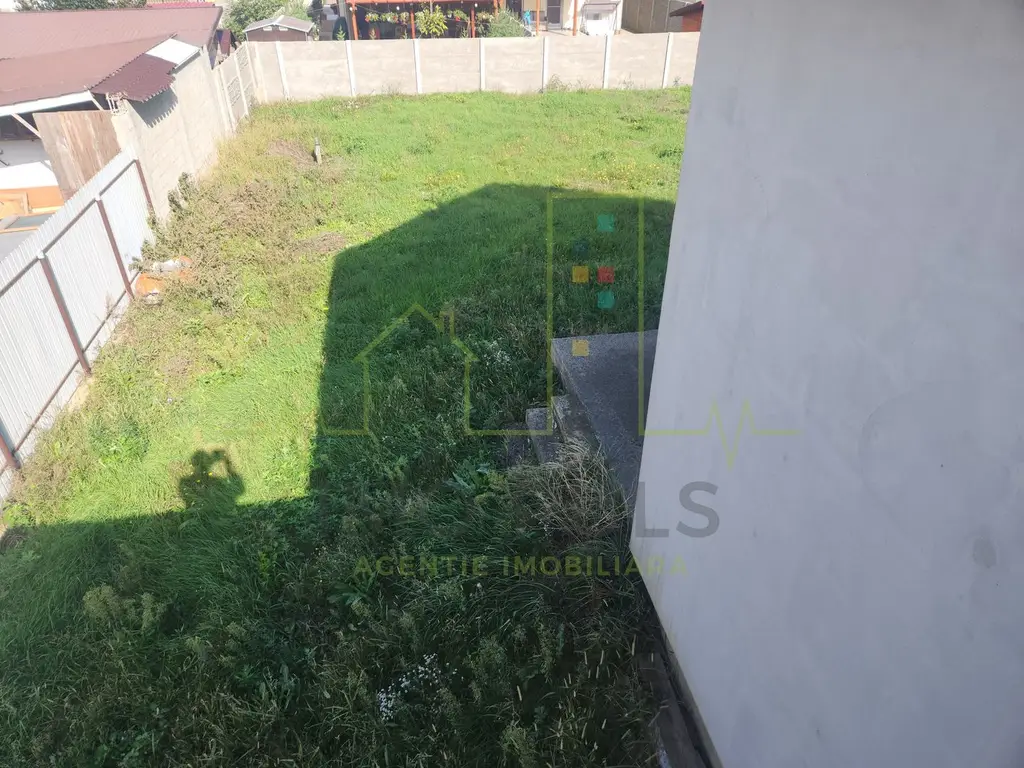 Casa individuala. 700 mp teren. Terasa mare. Suprafete generoase.
