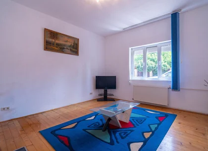 VANDUT! Casa 5 camere - teren 688 mp - Parneava - COMISION 0