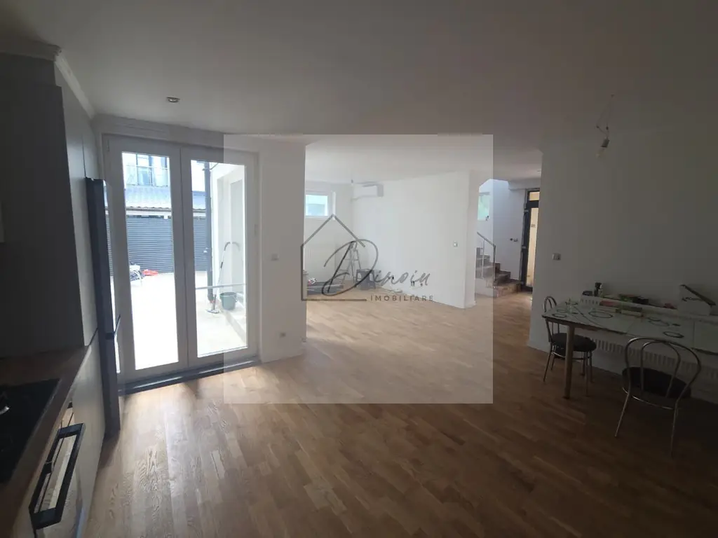 Vila Tunari P+1E I Locatie buna - Toate utilitatile I COMISION 0%