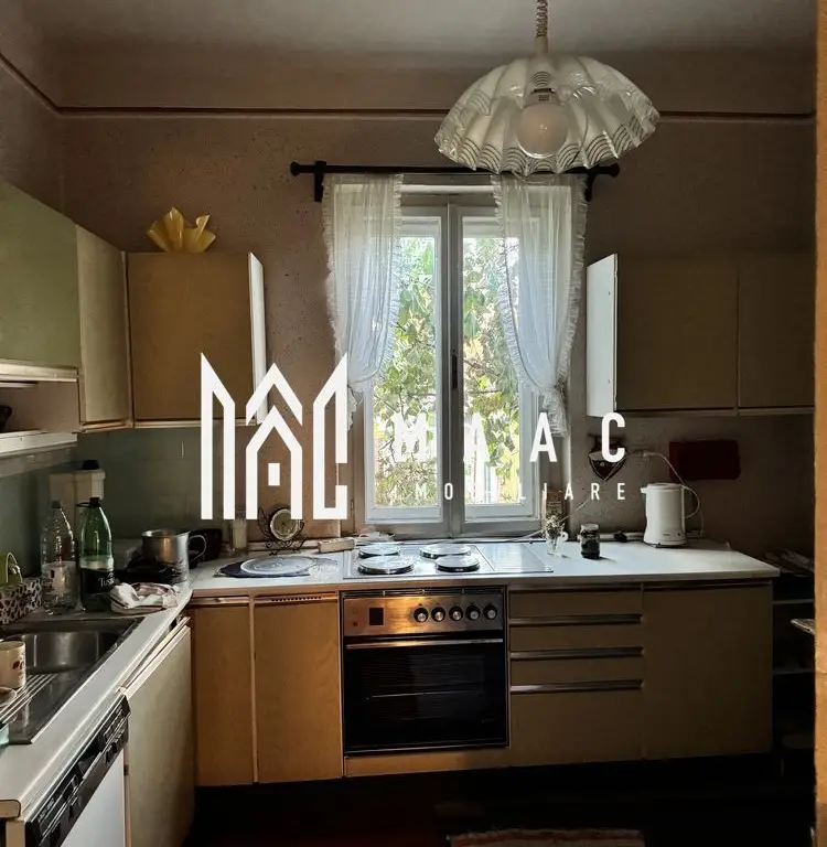 Vanzare casa 4 camere | Strada Magheranului | 100 MPU