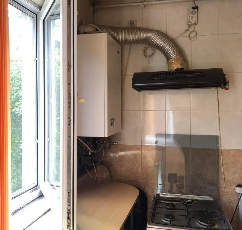 BRASADAS vinde ap 2 cam etaj 2/4 Micro 14.