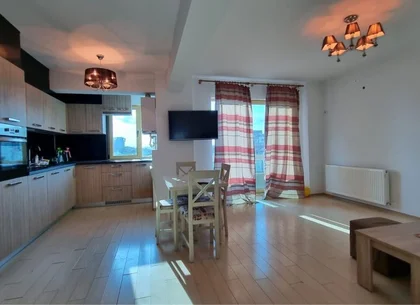 Vand apartament 2 camere Mamaia