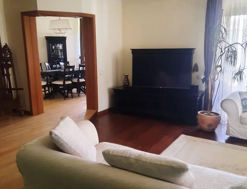 Casa deosebita P+M si teren aferent 800mp - Oltenita