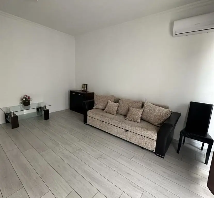 Vand apartament-zona Energia
