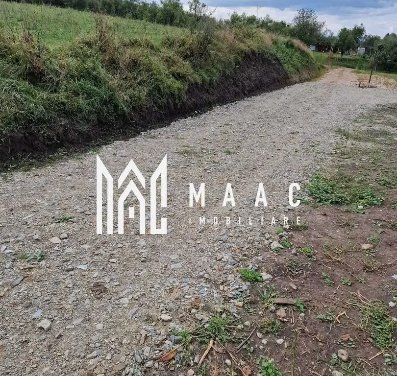 Teren de vânzare în Hamba | 1.740 mp | cu utilități și ieșire la râu