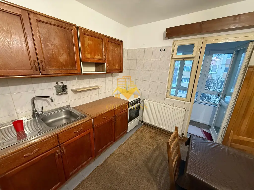 2 camere decomandate, balcon Zona Intre Lacuri, Iulius Mall, Fsega